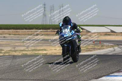 media/Aug-04-2024-TrackDaz (Sun) [[e1ff0814b6]]/Group B/1220pm (Wheelie Bump)/